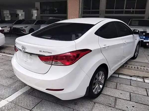 Hyundai Elantra Langdong 2016