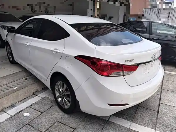 Hyundai Elantra Langdong 2016