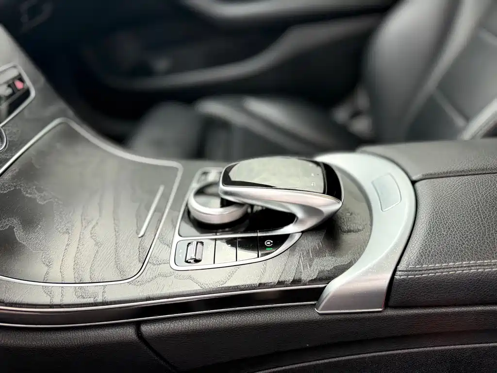 Mercedes-Benz C-Class 2018 — фото 21