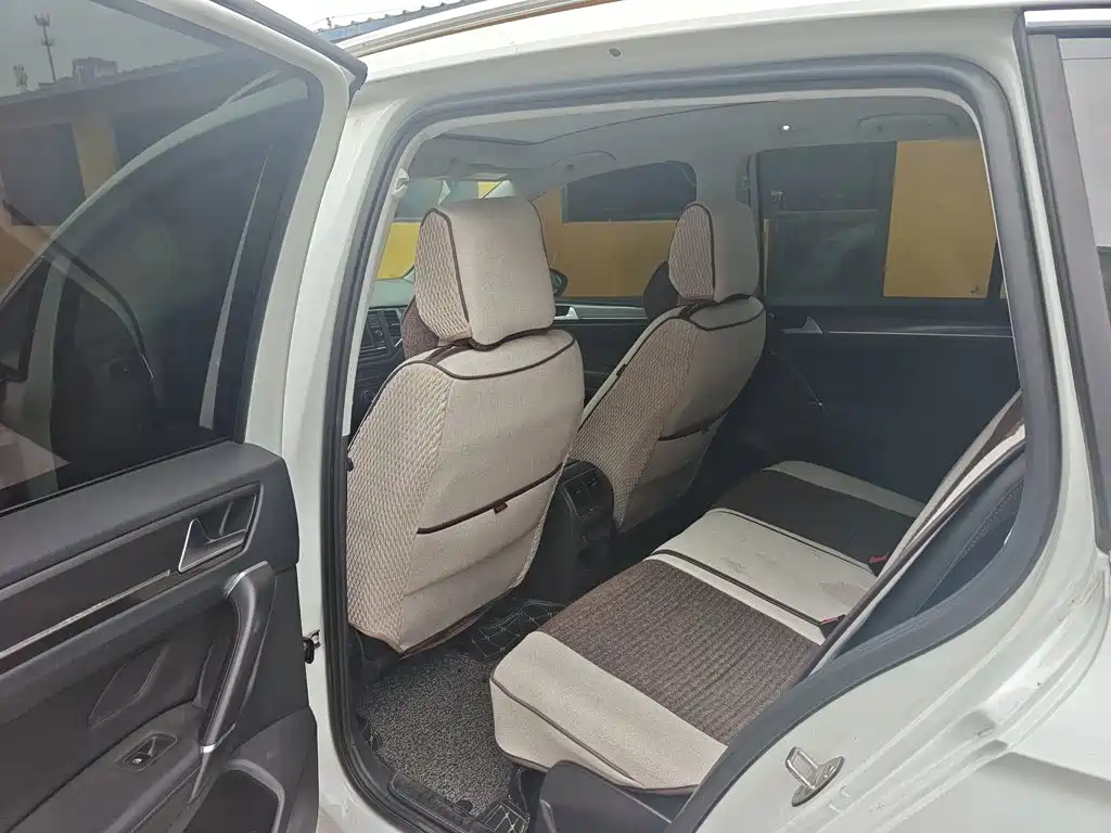 Volkswagen Golf Jialu 2019 — фото 11