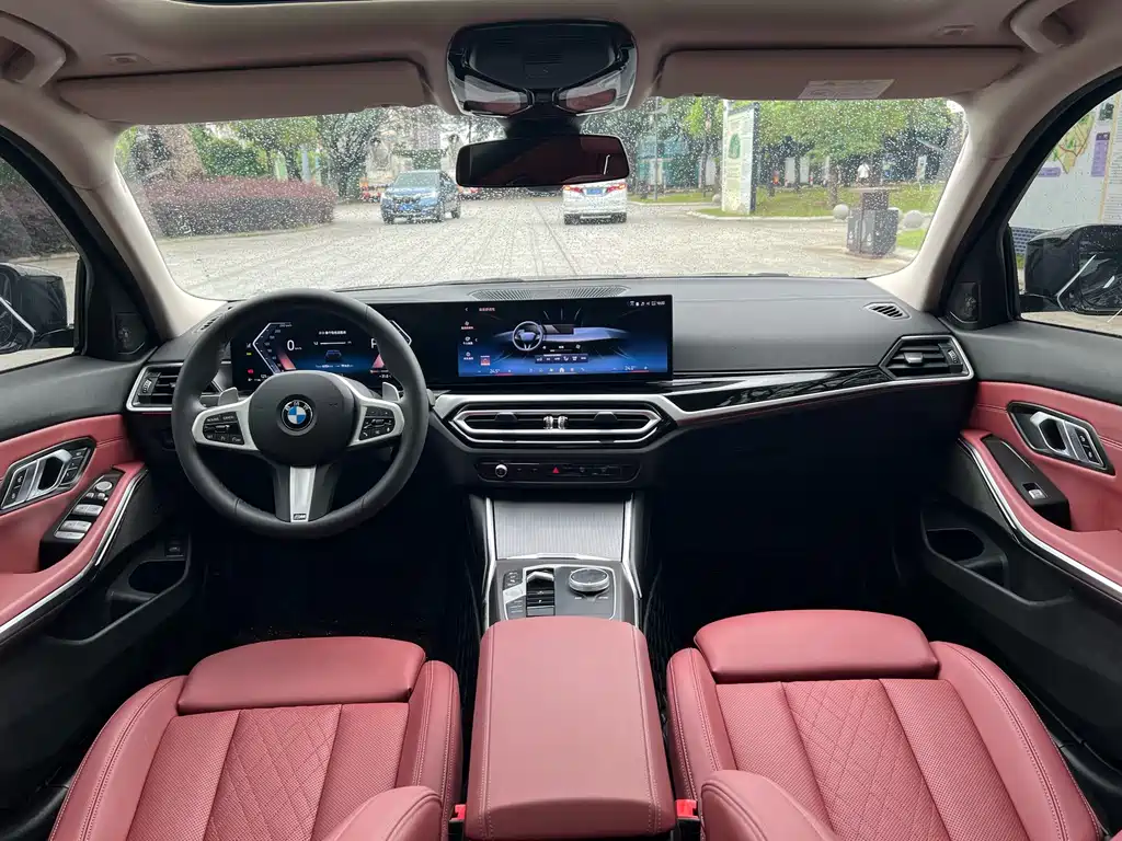 BMW 3 Series 2024 — фото 14