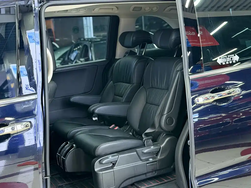 Honda Odyssey 2020 — фото 10