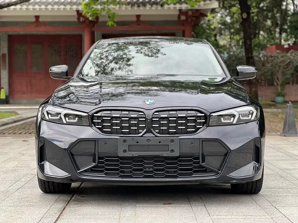 BMW 3 Series 2024
