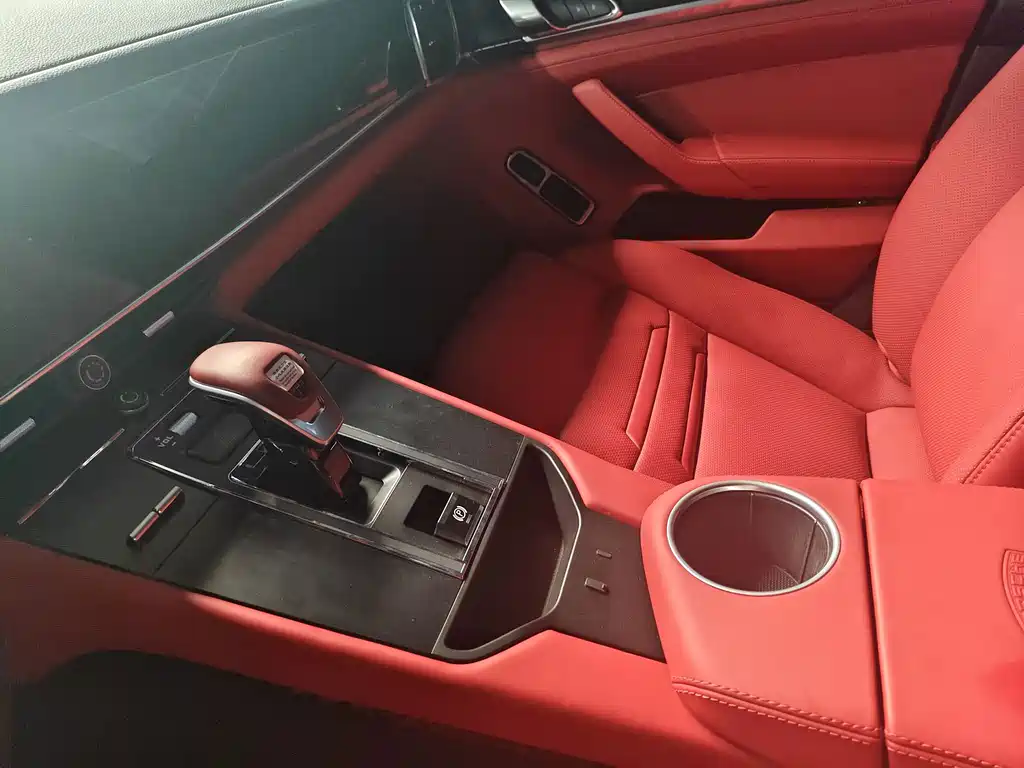 Porsche Panamera 2015 — фото 9