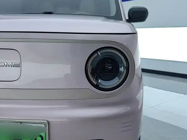 Geely Galaxy Panda 2023