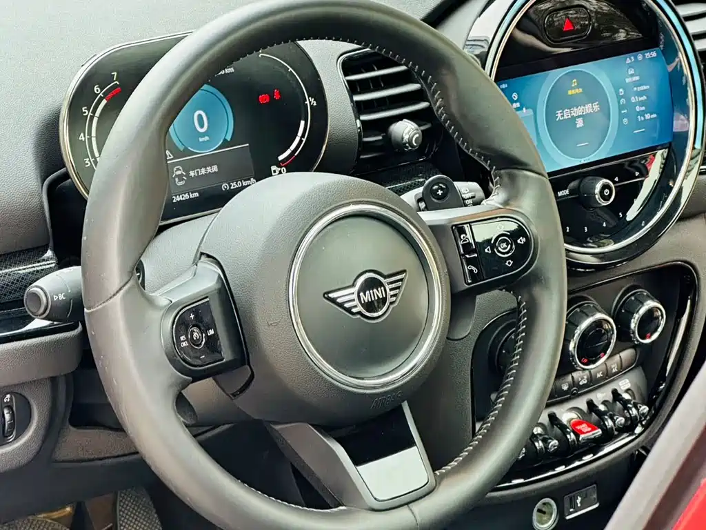 MINI Clubman 2022 — фото 10