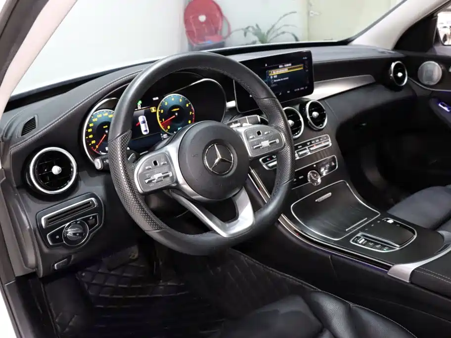 Mercedes-Benz C-Class 2021 — фото 10