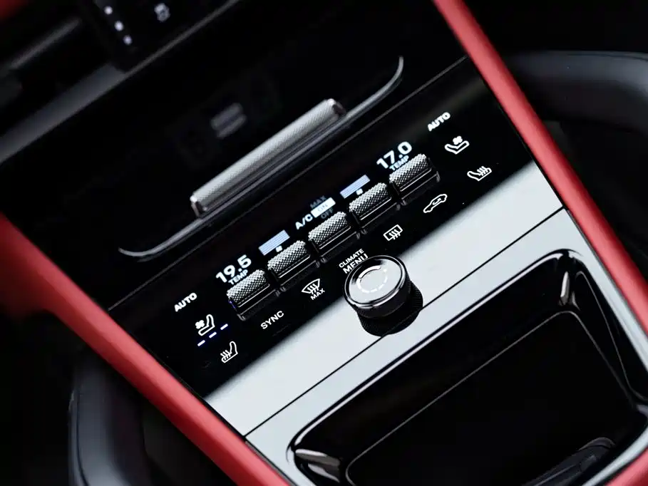 Porsche Cayenne 2026 — фото 15