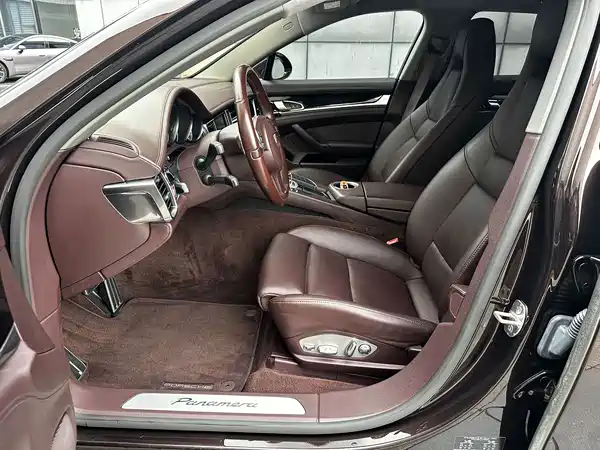 Porsche Panamera 2015