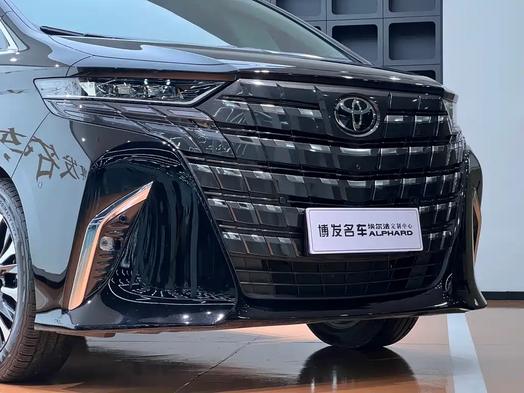Toyota Alphard 2024 — фото 4