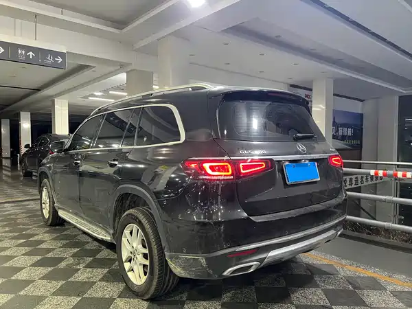 Mercedes-Benz GLS 2021