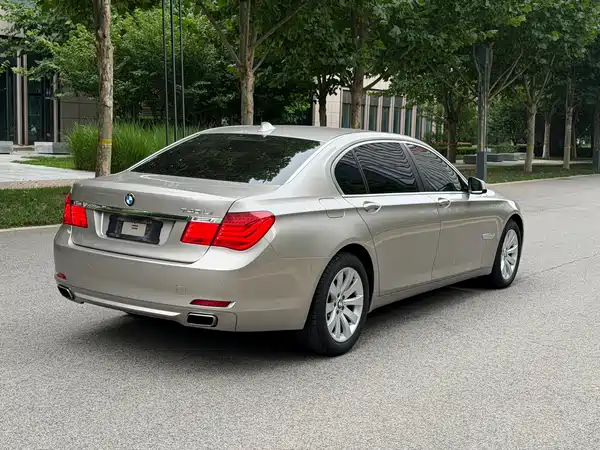 BMW 7 Series 2015