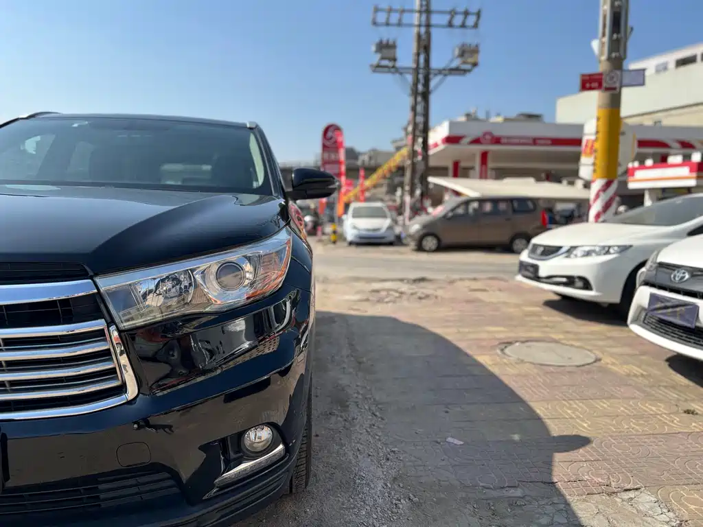 Toyota Highlander 2015 — фото 27