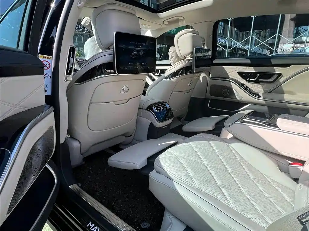 Mercedes-Benz S-Class 2022