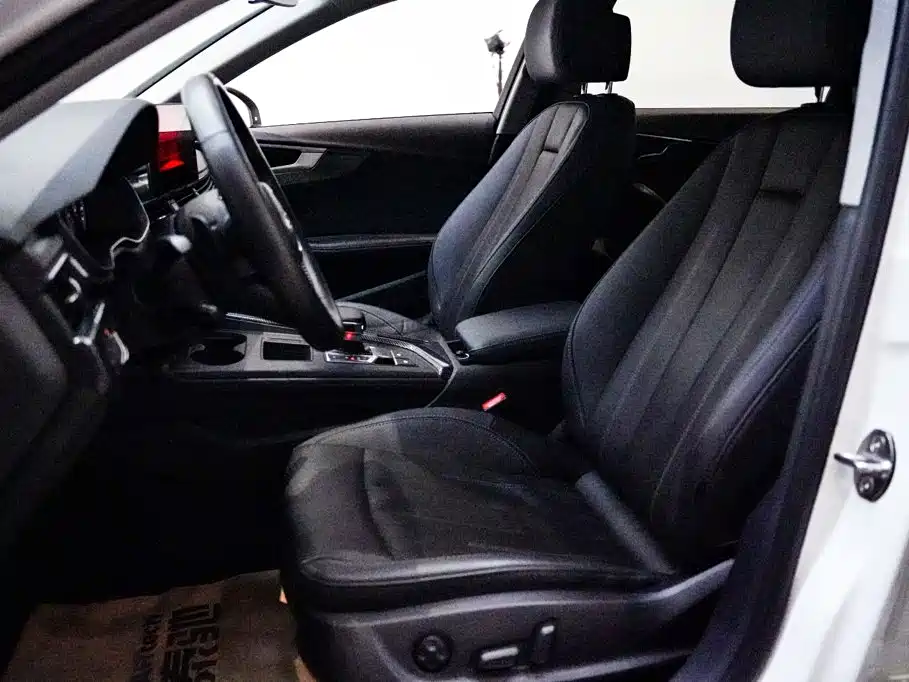 Audi A4L 2022
