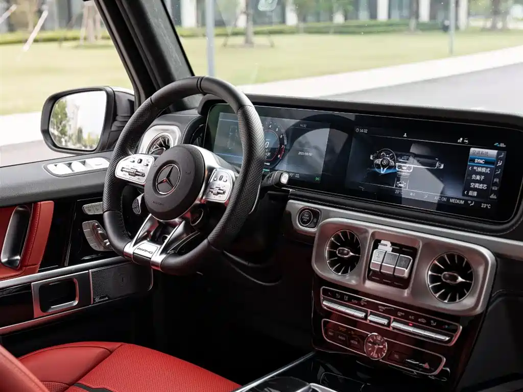 Mercedes-Benz G-Class AMG 2023 — фото 11