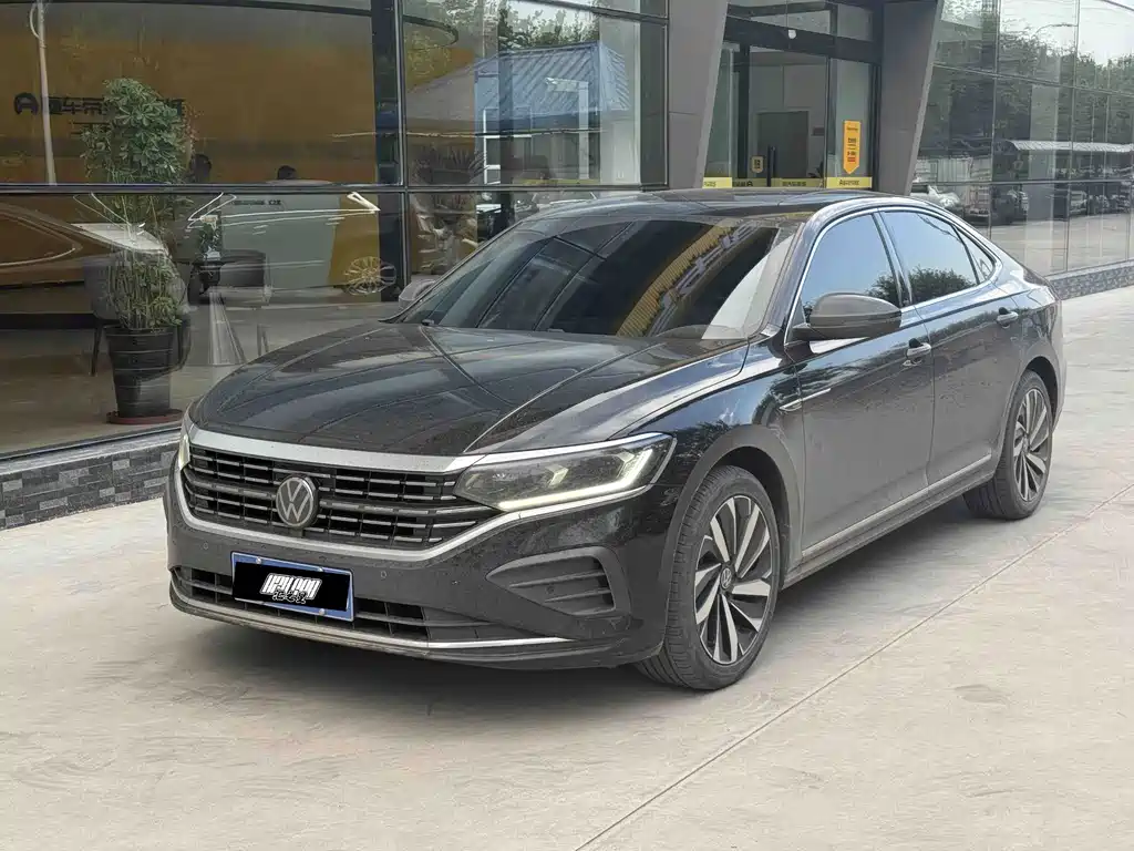 Volkswagen Passat 2024