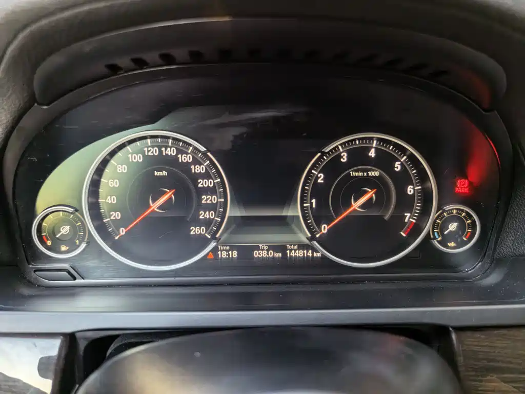 BMW 7 Series 2013 — фото 19