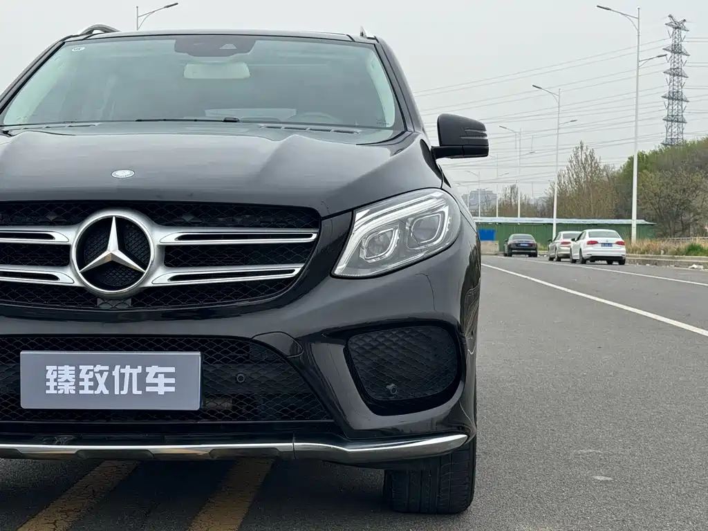 Mercedes-Benz GLE 2016