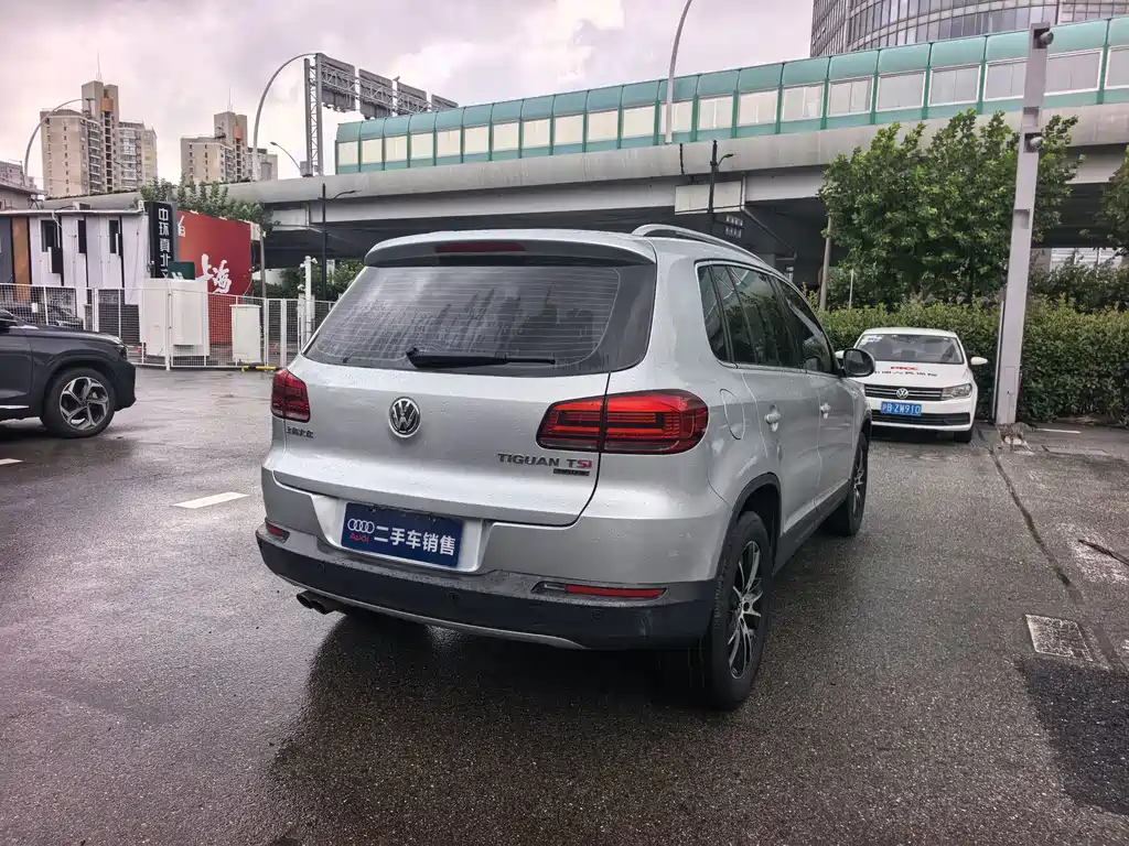 Volkswagen Tiguan 2015 — фото 4
