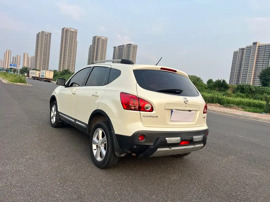Nissan Qashqai 2015