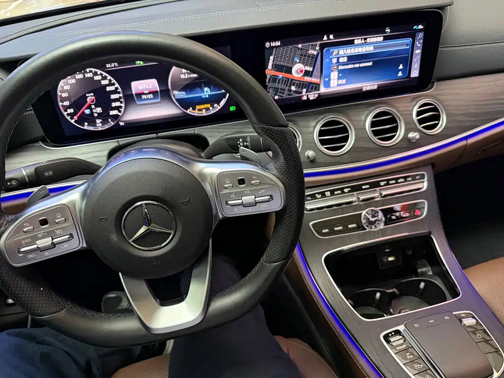 Mercedes-Benz E-Class 2020 — фото 25