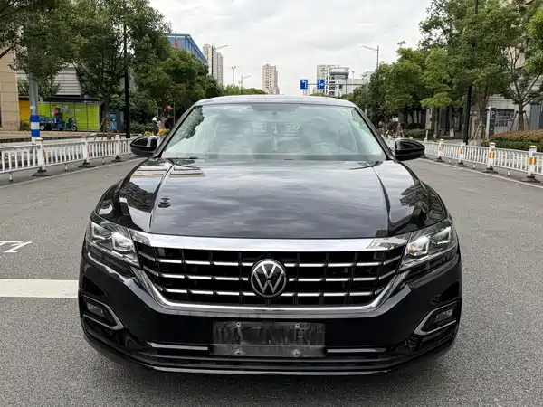 Volkswagen Passat 2021