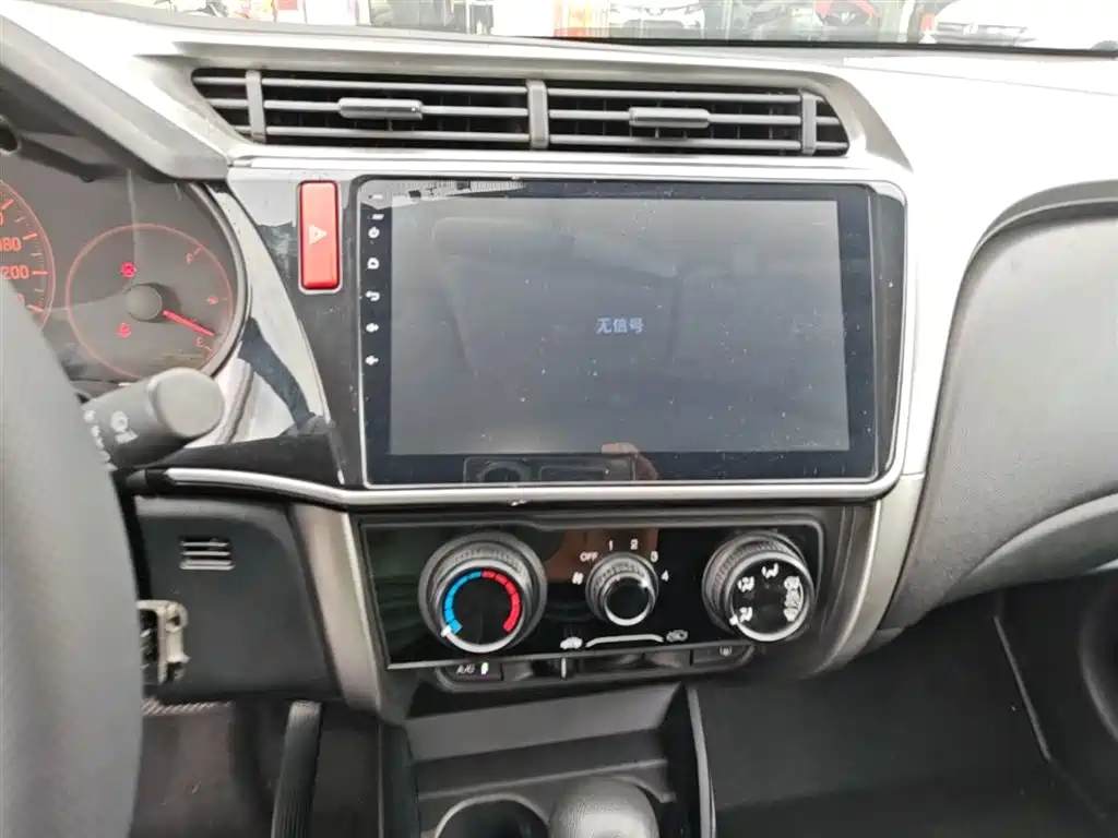 Honda City 2017 — фото 13