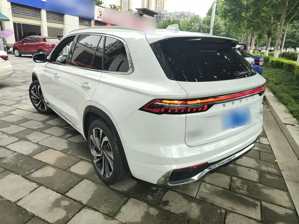 Geely Xingyue L 2023 — фото 5