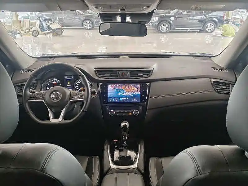 Nissan X-Trail 2025 — фото 19