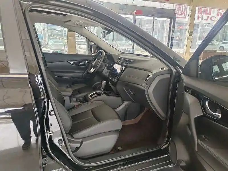 Nissan X-Trail 2025 — фото 25