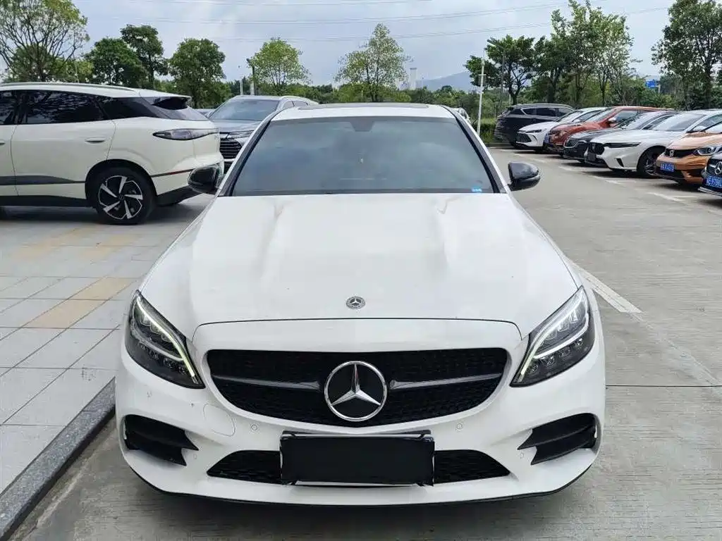 Mercedes-Benz C-Class 2021