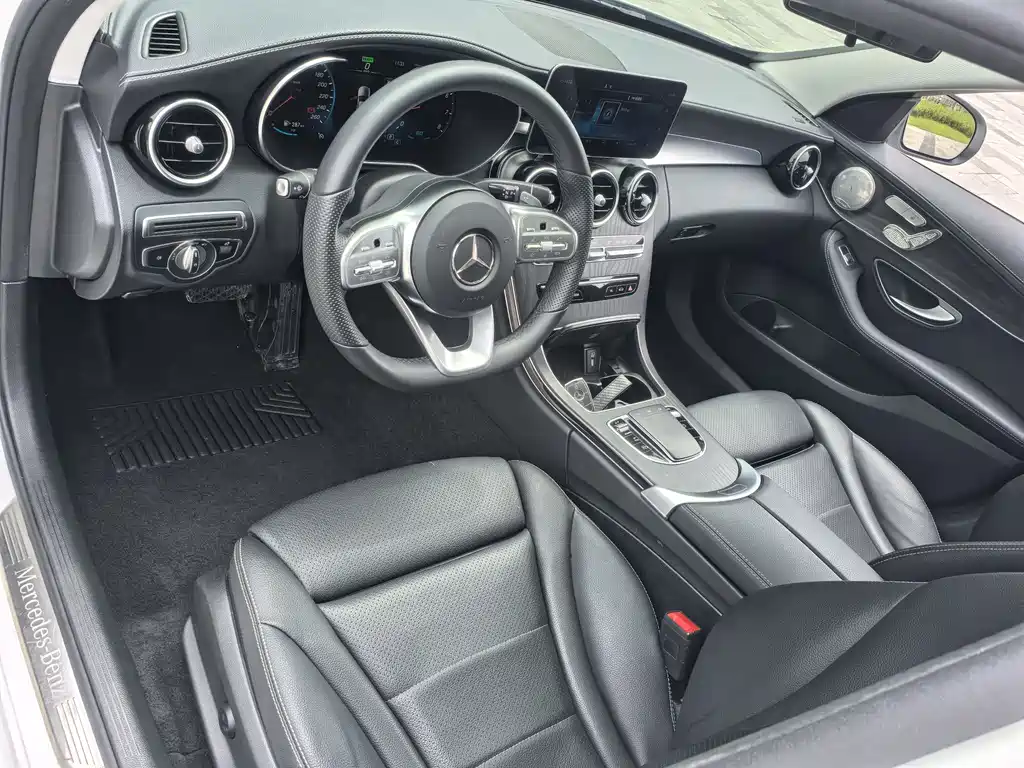 Mercedes-Benz C-Class 2021 — фото 10