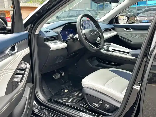 Geely Xingrui 2023