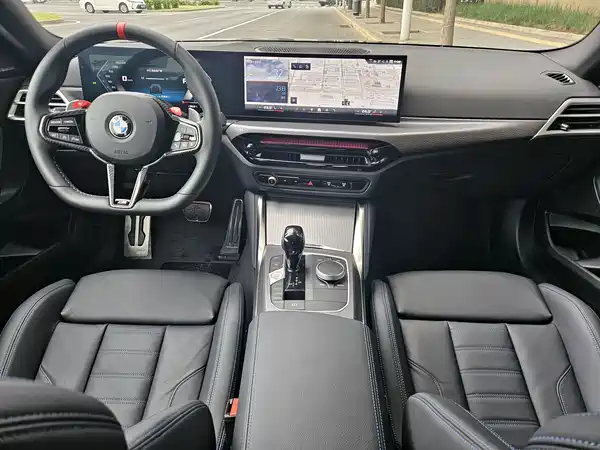 BMW M240i 2026