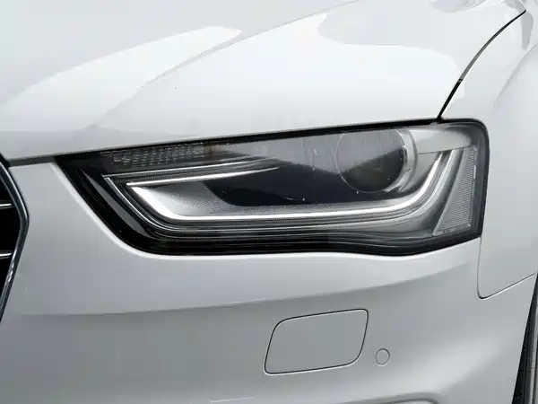 Audi A4L 2015