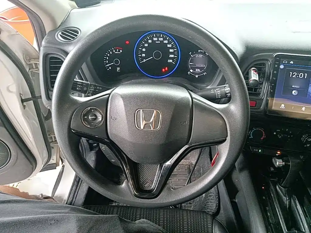 Honda Vezel 2015 — фото 11