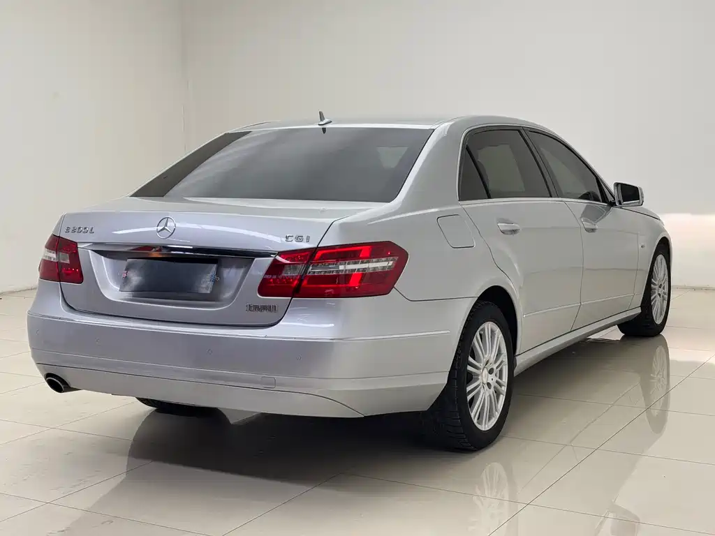 Mercedes-Benz C-Class 2010