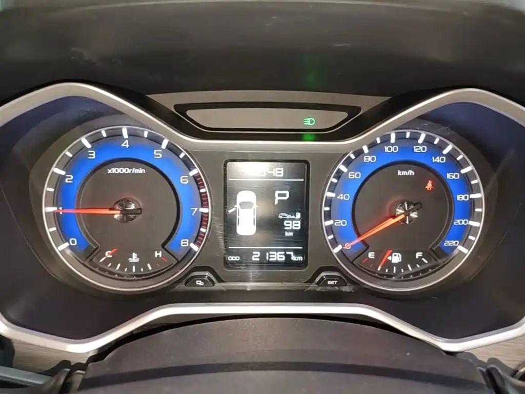 Geely Vision X3 2019 — фото 12