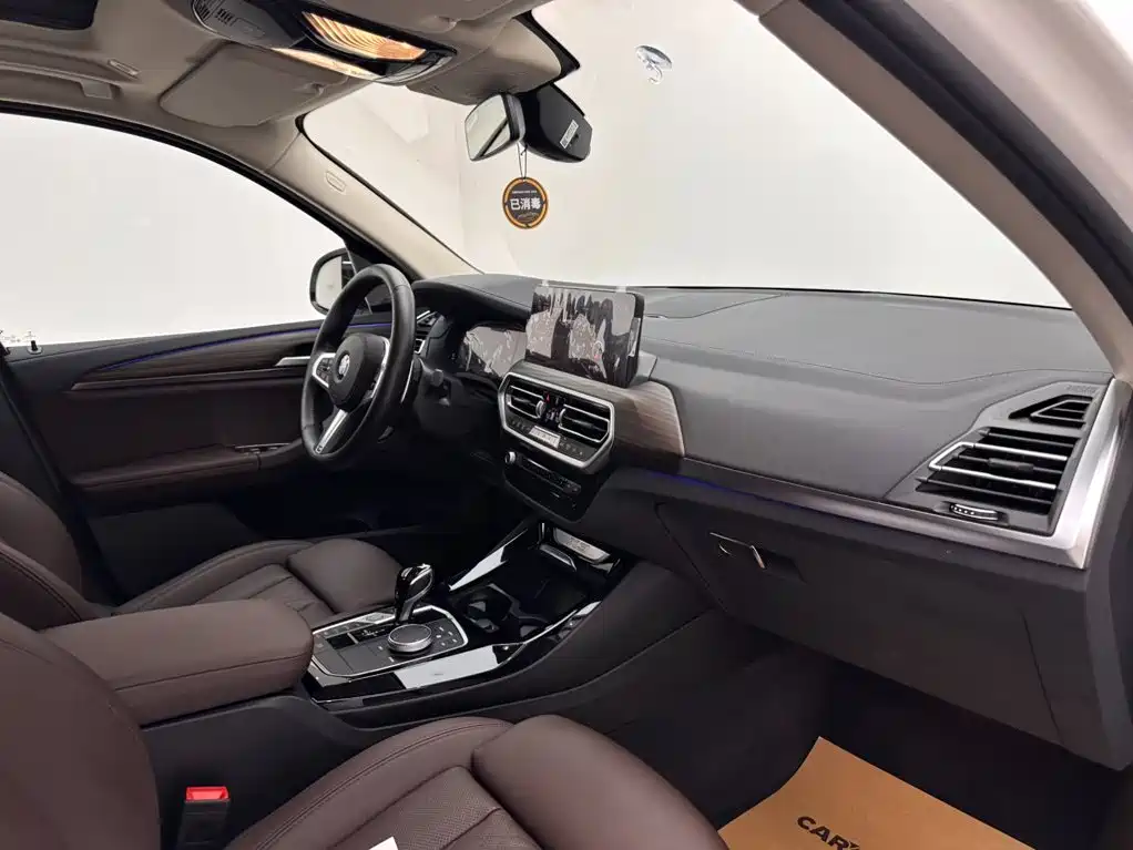 BMW X3 2022 — фото 11