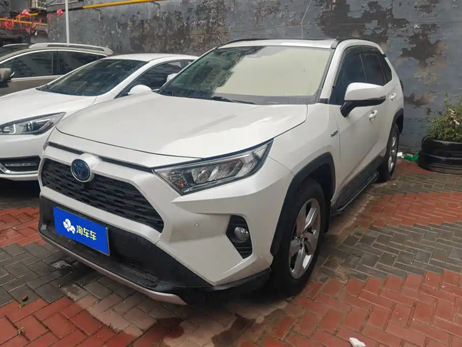 Toyota RAV4 2021