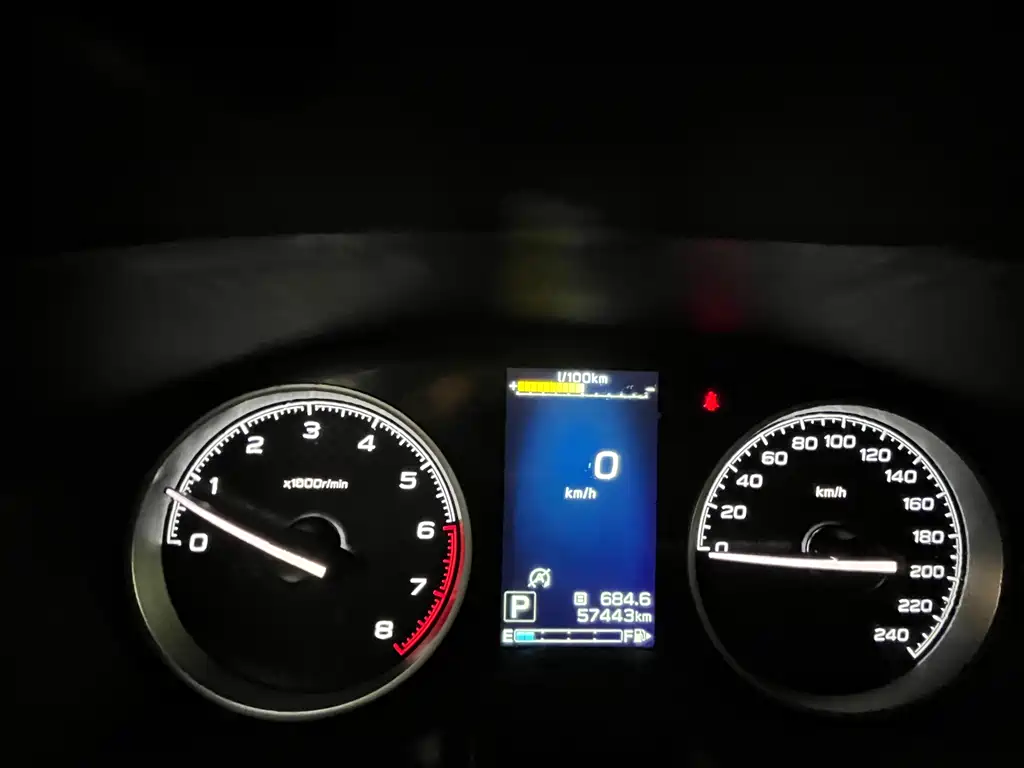 Subaru Forester 2023 — фото 17