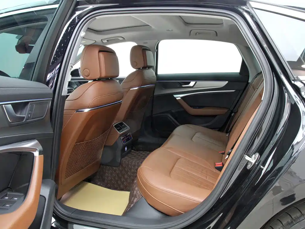 Audi A6L 2021