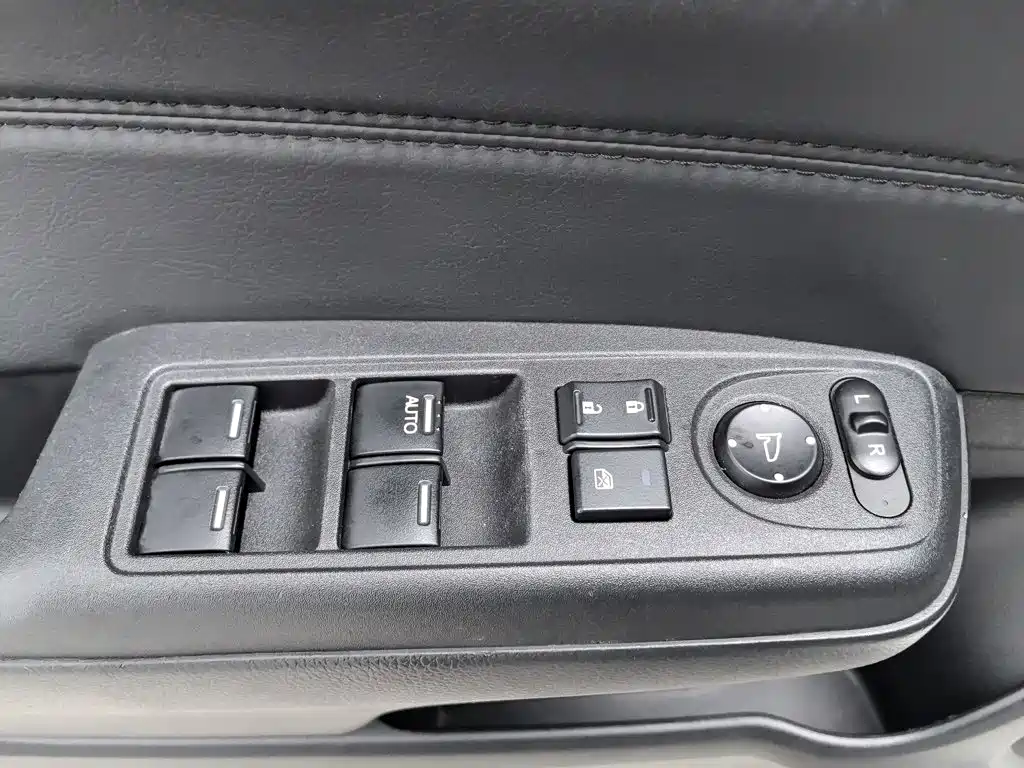 Honda Jade 2017 — фото 9