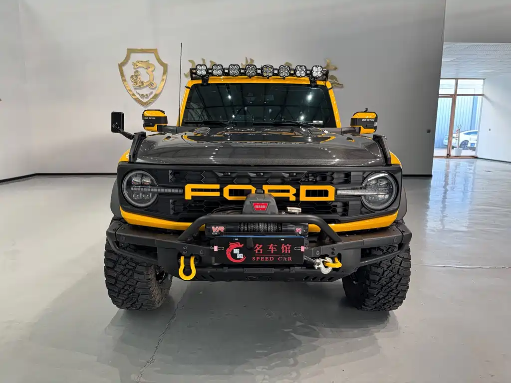 Ford Bronco 2024
