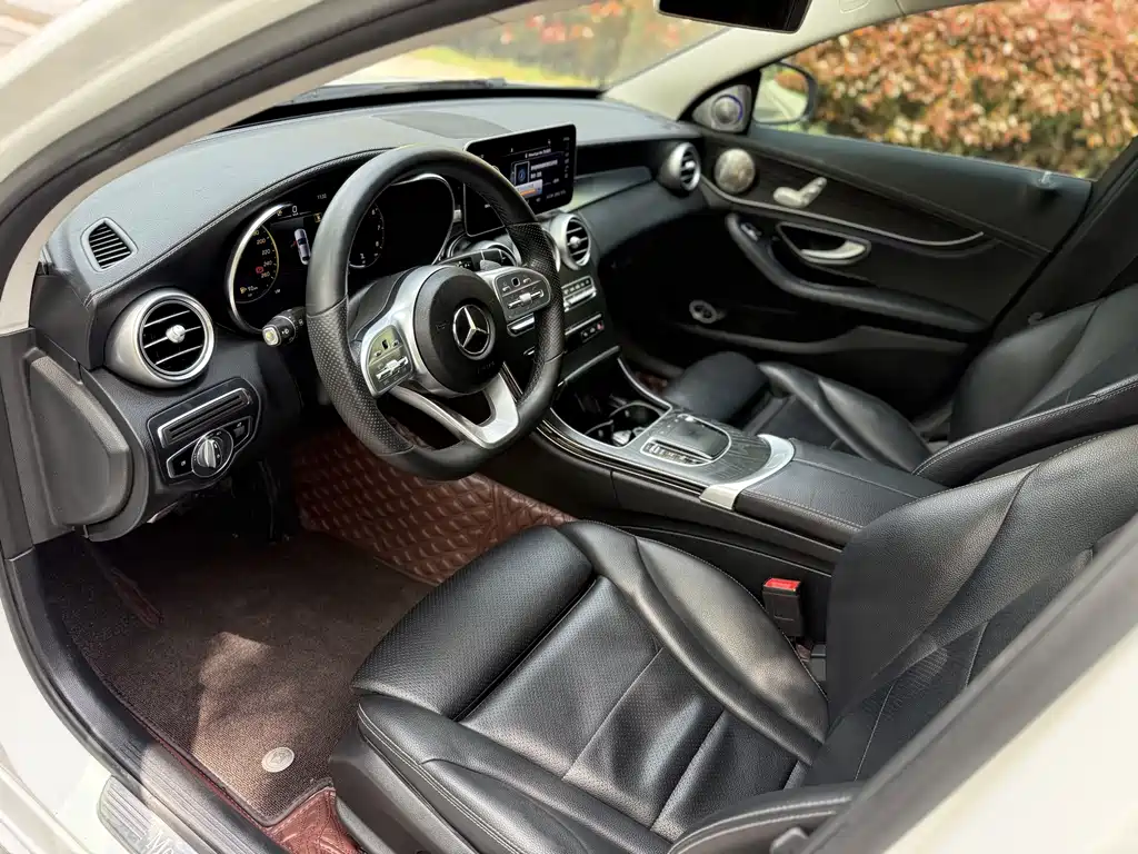 Mercedes-Benz C-Class 2020 — фото 4