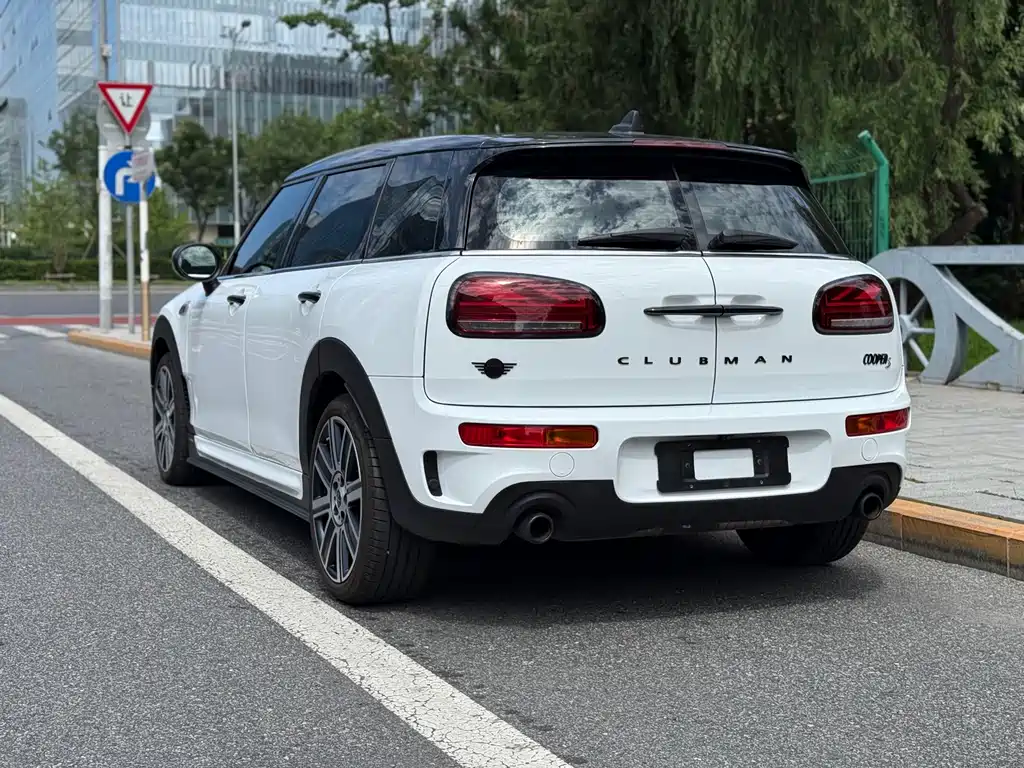 MINI Clubman 2024