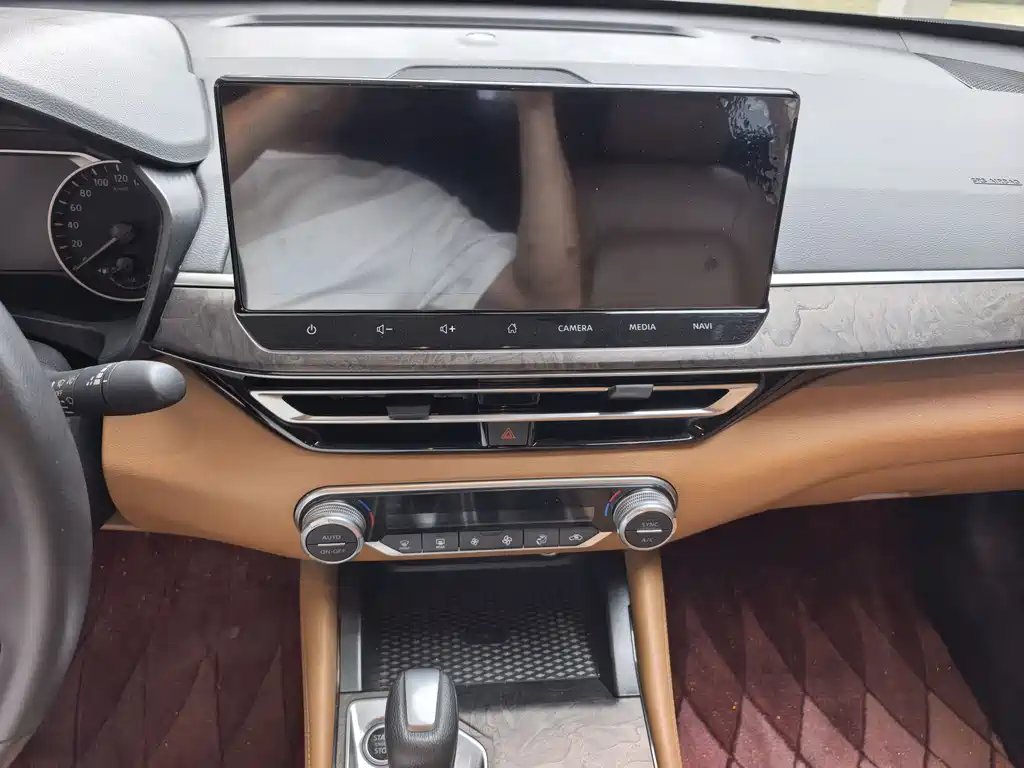 Nissan Teana 2023 — фото 10