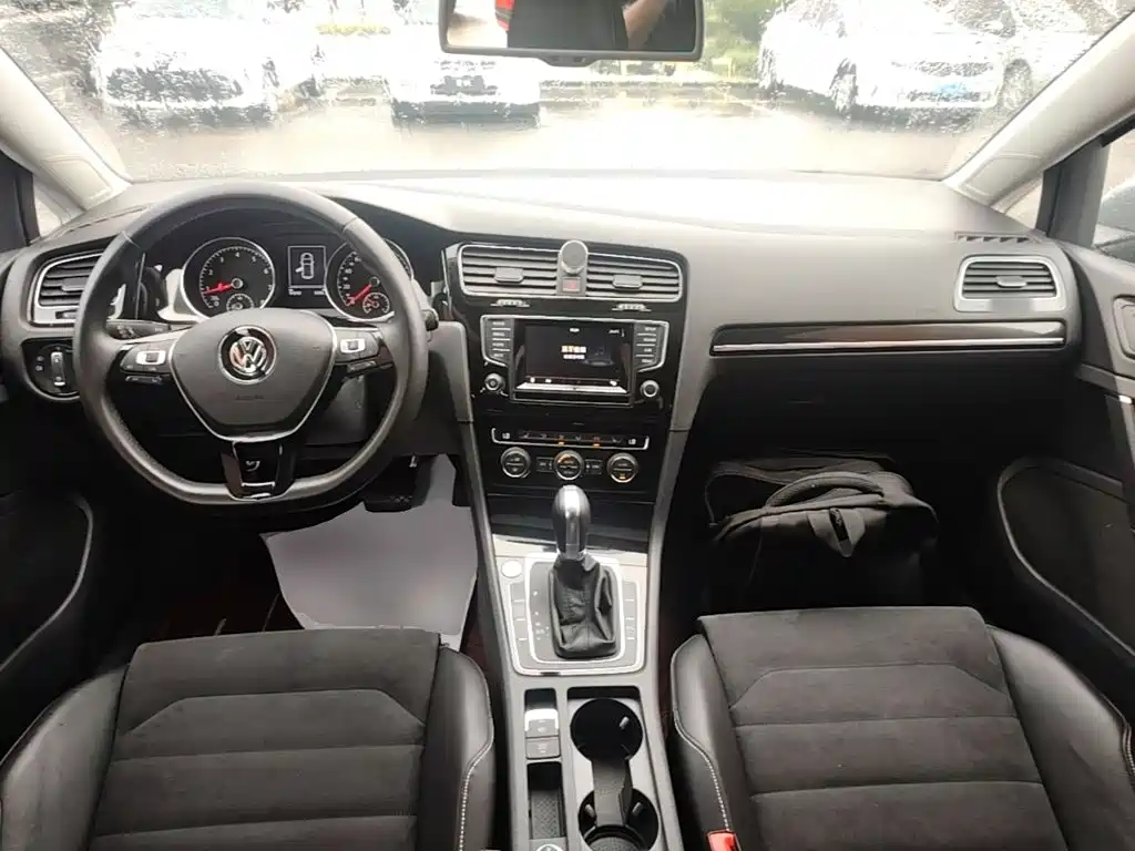 Volkswagen Golf 2015 — фото 10