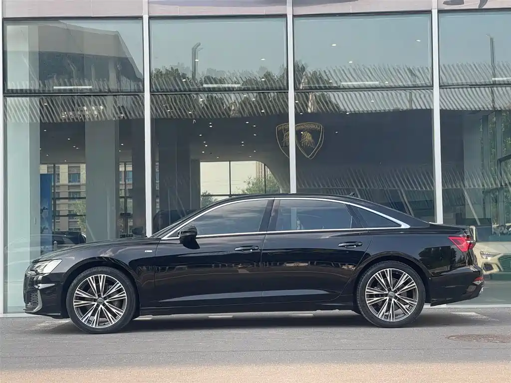 Audi A6L 2020